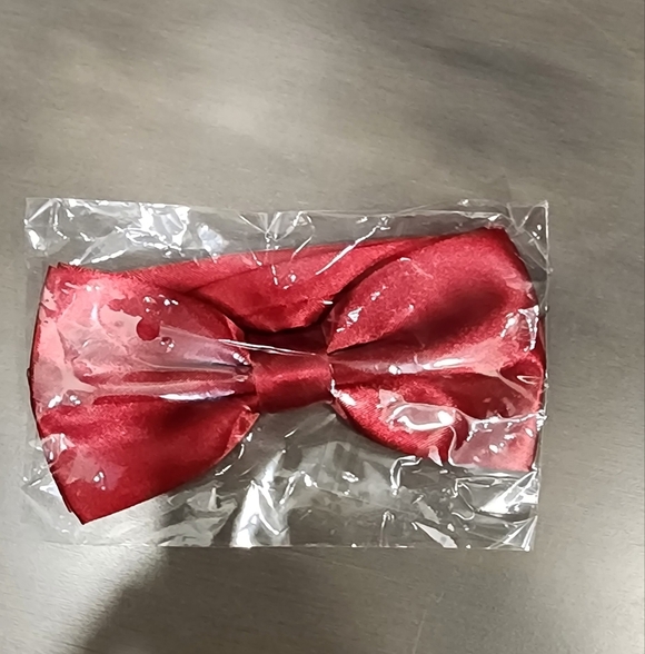 Black Jacket With Matching Red Bow Tie - Picture 14 of 14